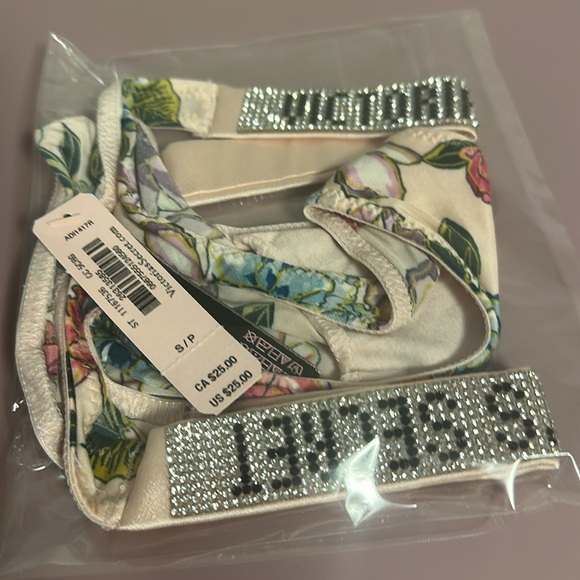 Victoria Secret -VERY SEXY
Shine Strap Thong Panty - NEW ST 11167536 - Picture 4 of 4